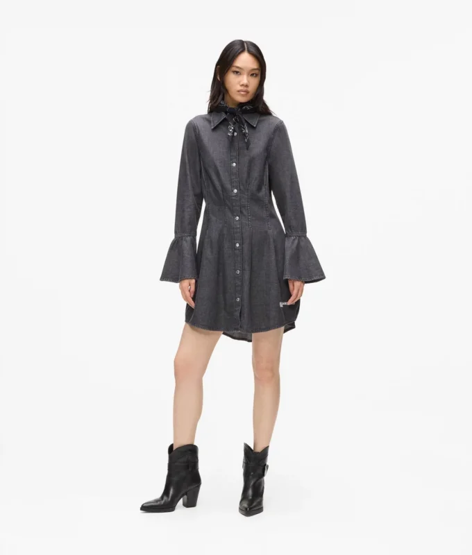 Uitlopende denim jurk