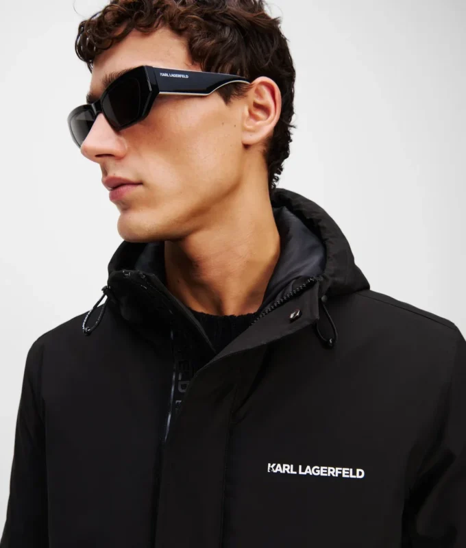 ULTRA LICHTE PARKA MET CAPUCHON